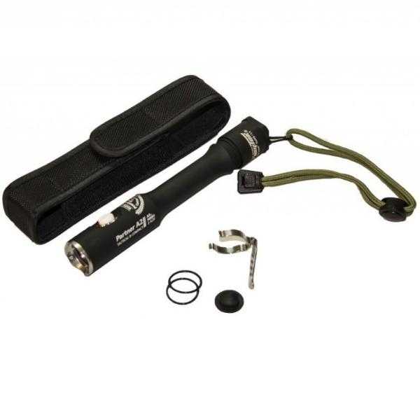 Фонарь Armytek Partner A2 Pro v3 теплый свет